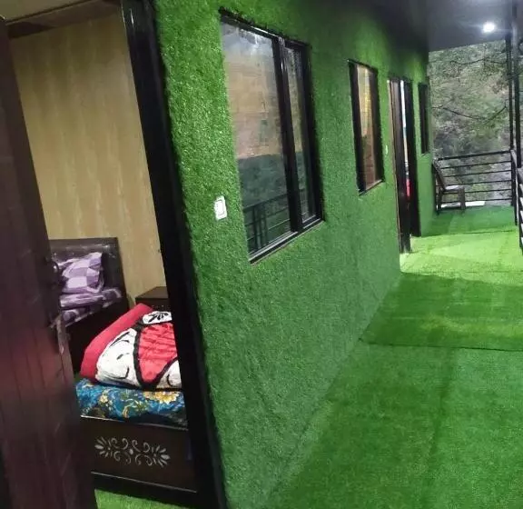 ホテル P.k. Resort Kedar Valley Triyuginarayan Road, Sonprayag