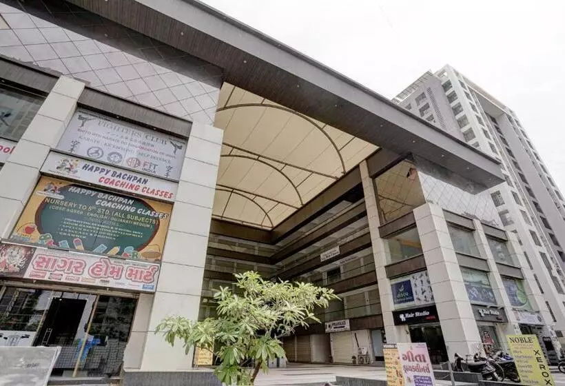 Oyo Hotel 7 Star