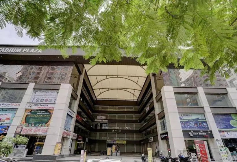 Oyo Hotel 7 Star