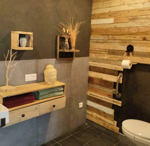 Bed and Breakfast La Guitoune