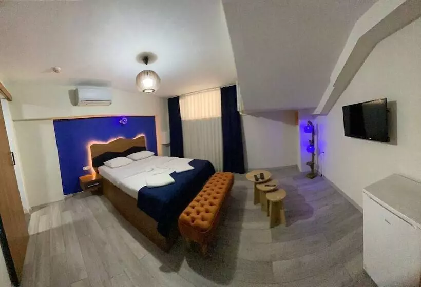 ホテル Kadıköy Linda