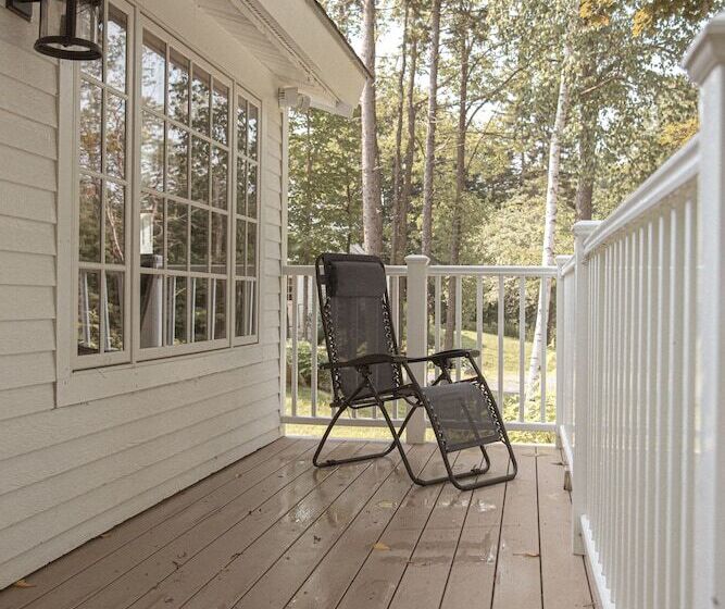 هاستل Brook Bound Inn