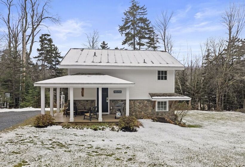 هاستل Brook Bound Inn