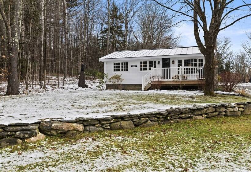 هاستل Brook Bound Inn