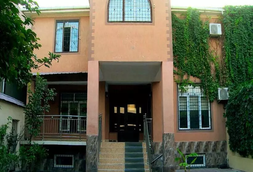 هتل کپسول Orom Hostel