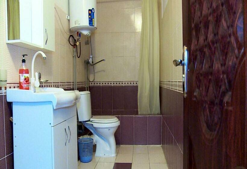 هتل کپسول Orom Hostel