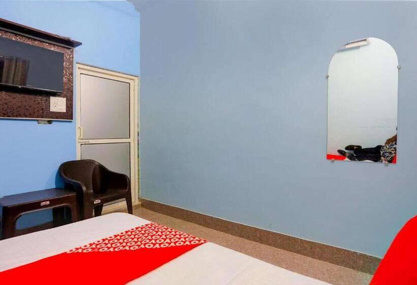 ホテル Oyo Flagship Bn