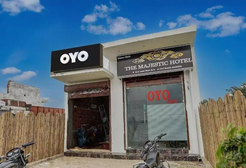 Hotelli Oyo Flagship The Majestic