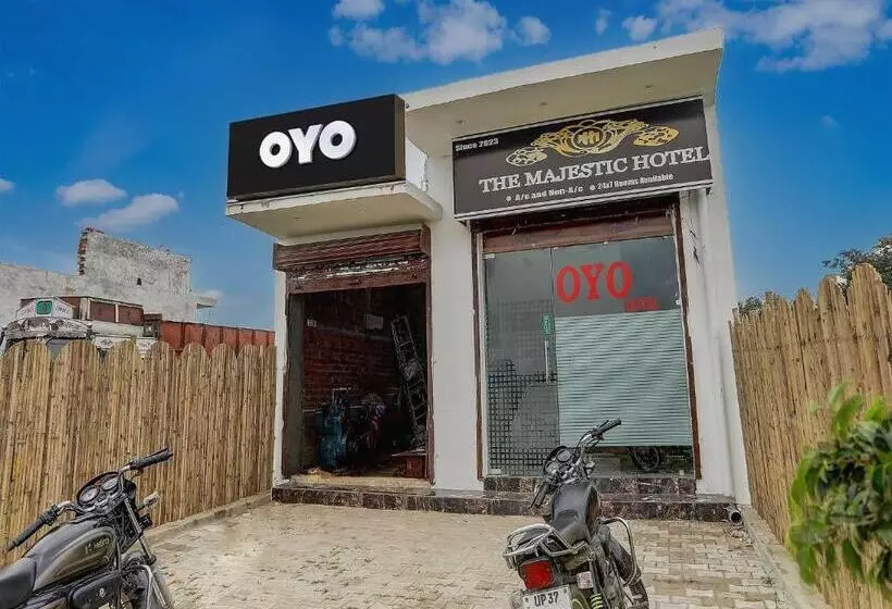 Hotelli Oyo Flagship The Majestic