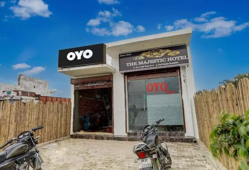 Hotelli Oyo Flagship The Majestic