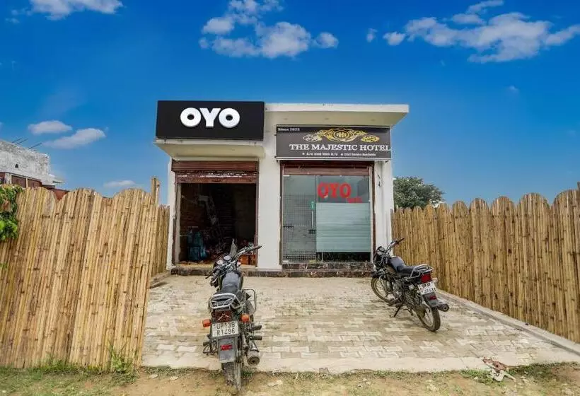 Hotelli Oyo Flagship The Majestic