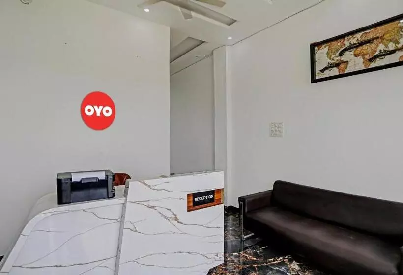 Hotelli Oyo Flagship The Majestic