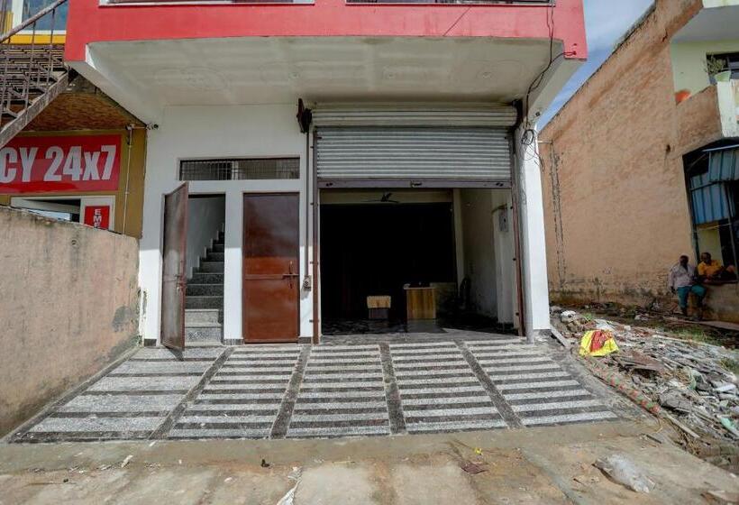 Oyo Flagship Hotel Expressway Inn