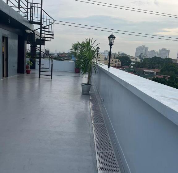 Pansiyon A Touch Of Class Inn San Juan City Nr Ortigas, Bgc