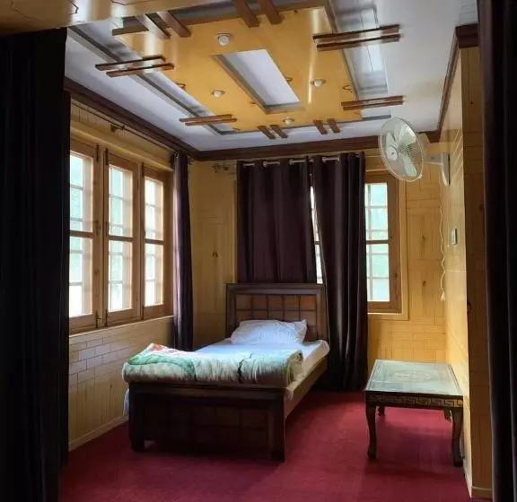 پانسیون Paradiso Lodge Skardu