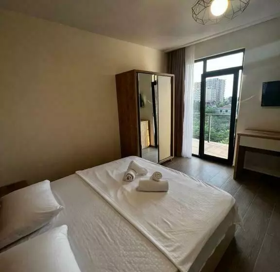 Heart Hotel Gonio