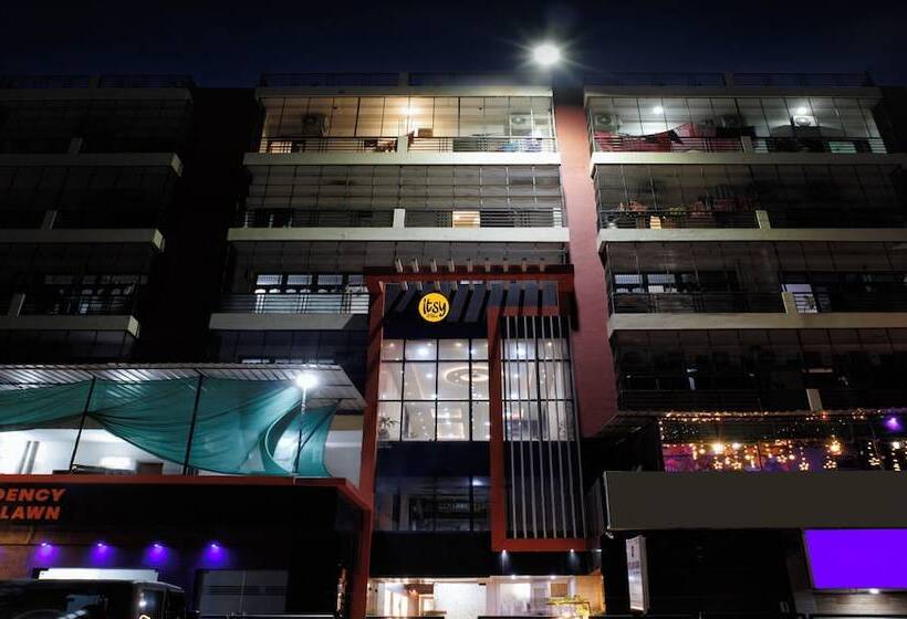 Itsy Hotels Kashi Grand, Bhu