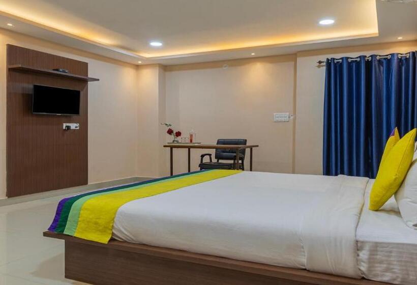 Itsy Hotels Kashi Grand, Bhu