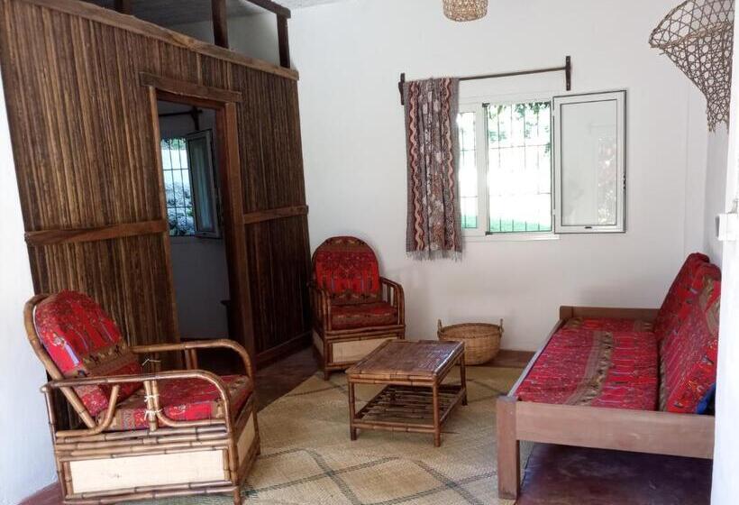 펜션 L Oustal De Nosy Be