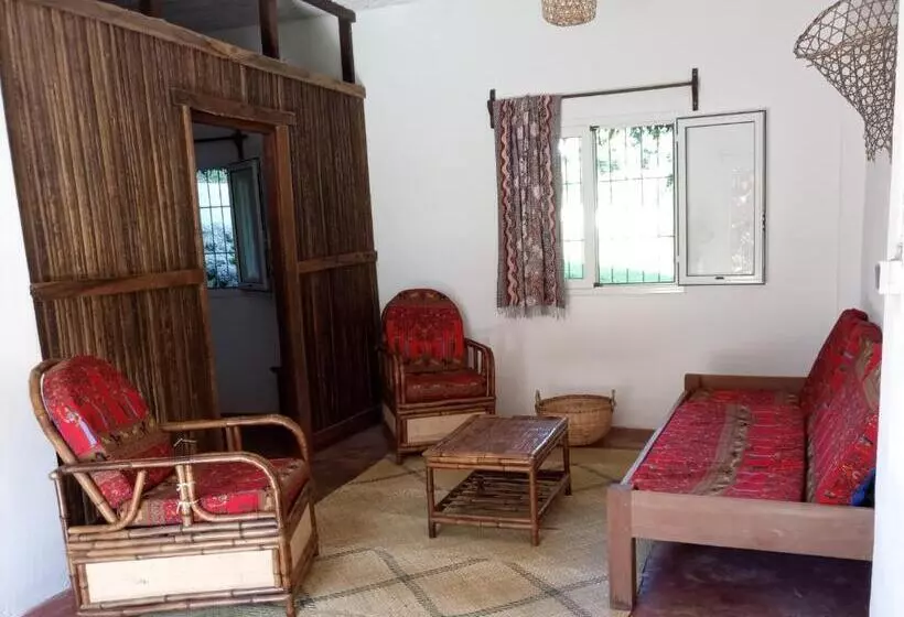 پانسیون L Oustal De Nosy Be