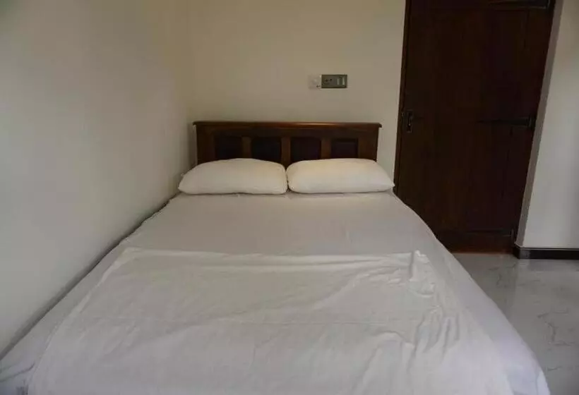 Majatalo Uthayam Guest House