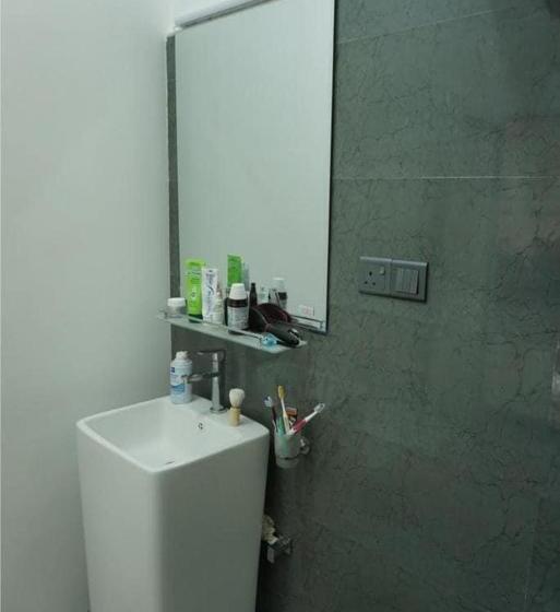 بنسيون Uthayam Guest House