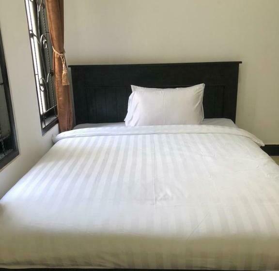 펜션 Nomad Tropical Hostel Canggu