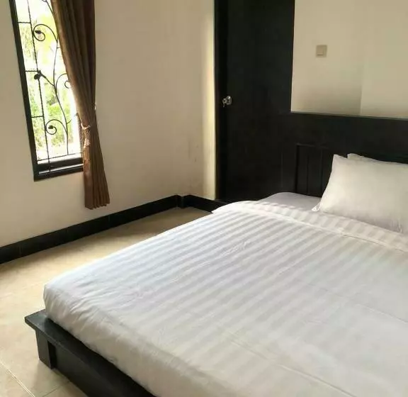 Majatalo Nomad Tropical Hostel Canggu