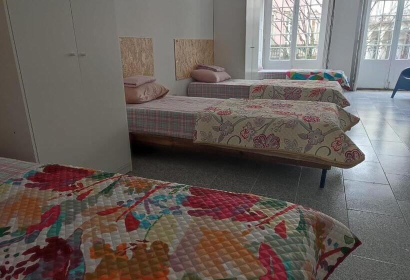 هاستل Casa Augusta 3