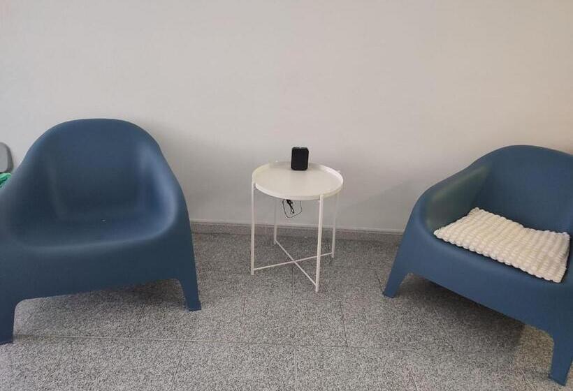 هاستل Casa Augusta 3