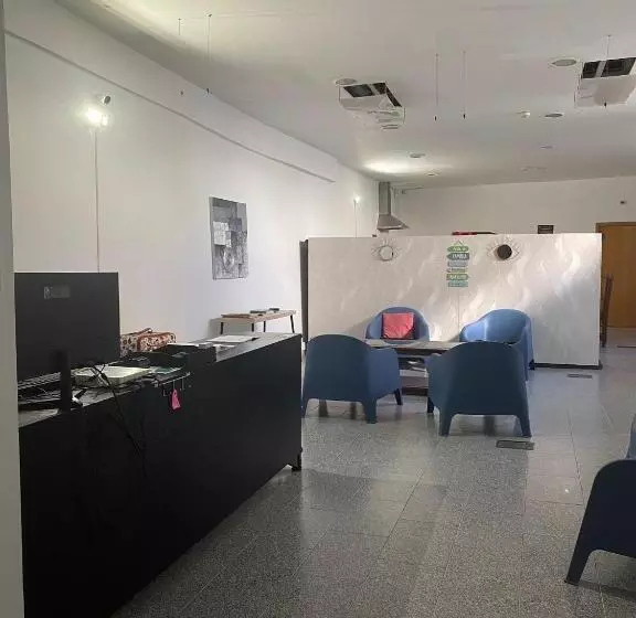 هاستل Casa Augusta 3