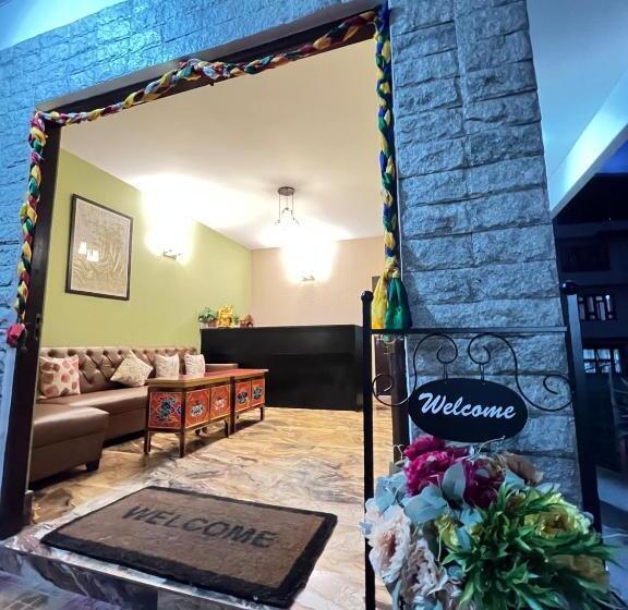 בית מלון כפרי Little Sikkim Inn