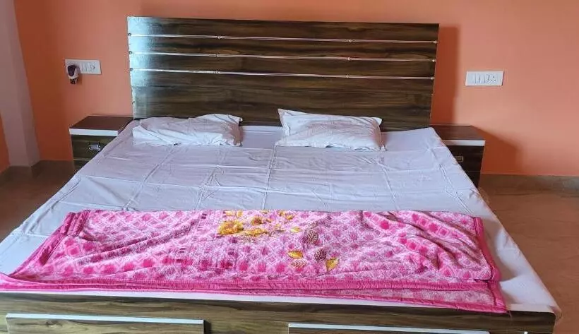 Majatalo Utsav Vatika