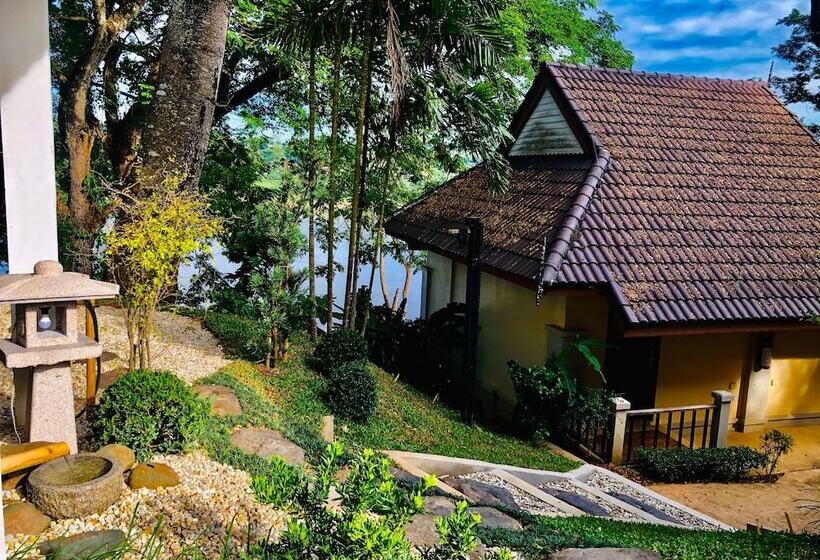 Chiangkhong Teak Garden Riverfront Onsen Hotel  Sha Extra Plus