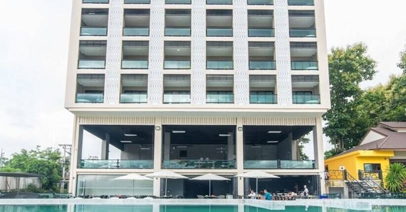 Chiangkhong Teak Garden Riverfront Onsen Hotel  Sha Extra Plus