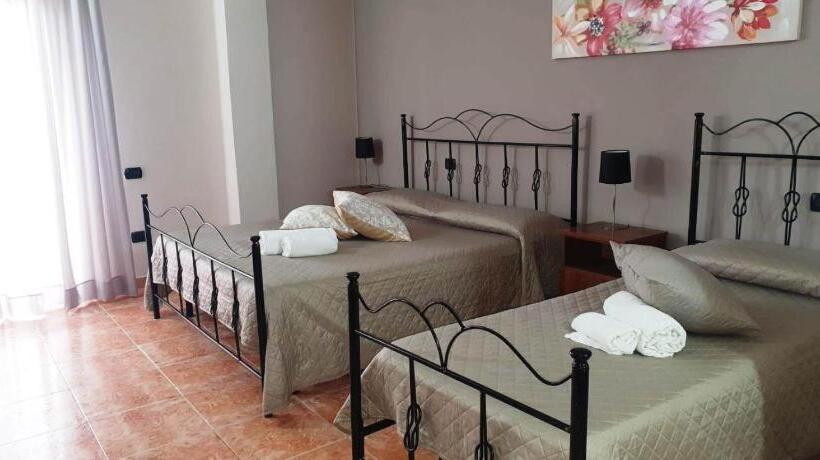 مسافرخانه Ristorante L'orizzonte