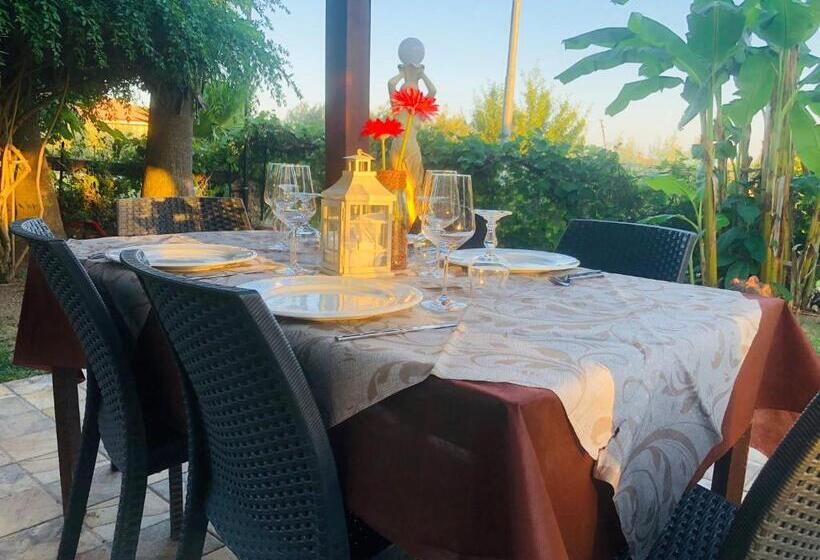 مسافرخانه Ristorante L'orizzonte