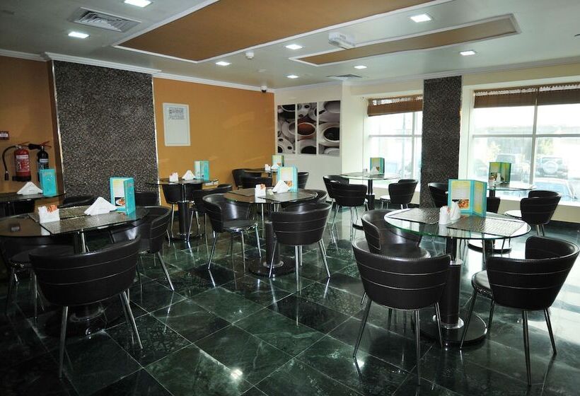 فندق Center Ville