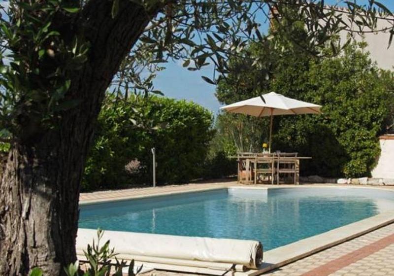 فندق Chambres Dhotes Au Chateau