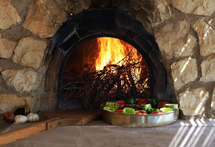 Отель Esperides