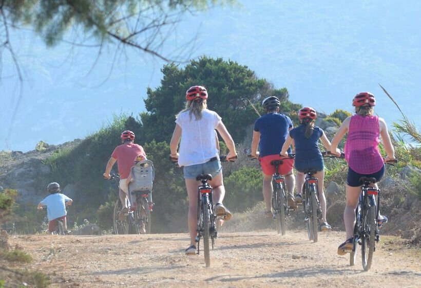 Отель Esperides