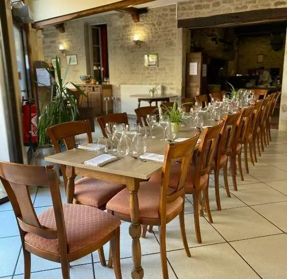 Hotelli Hostellerie Du Chateau
