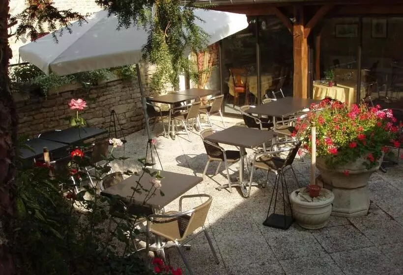 Hotelli Hostellerie Du Chateau