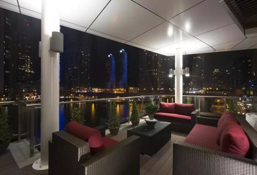 هتل La Verda Suites And Villas Dubai Marina