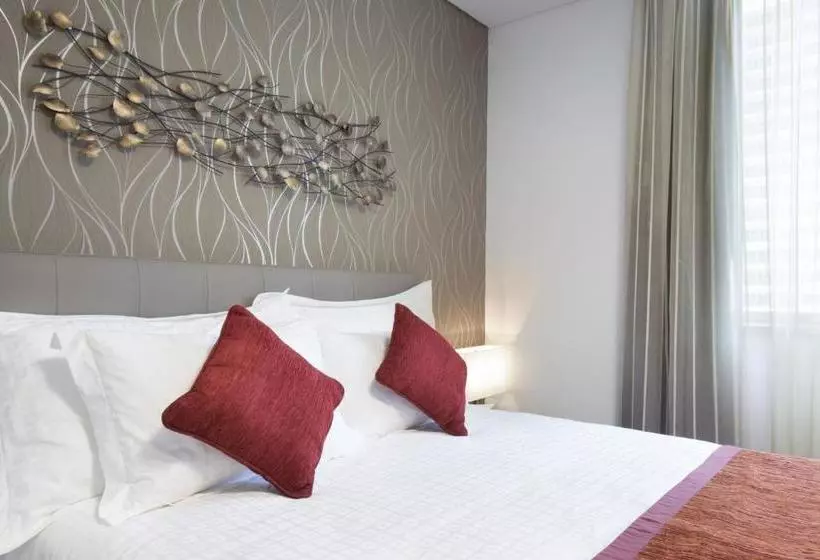 هتل La Verda Suites And Villas Dubai Marina