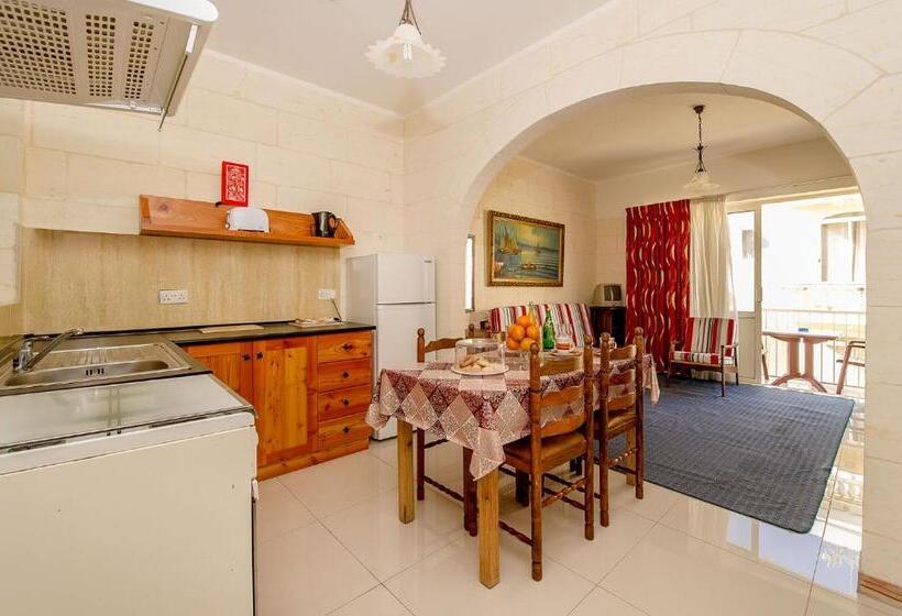 هتل Lantern Guest House