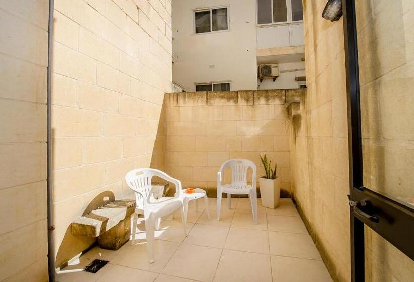 هتل Lantern Guest House