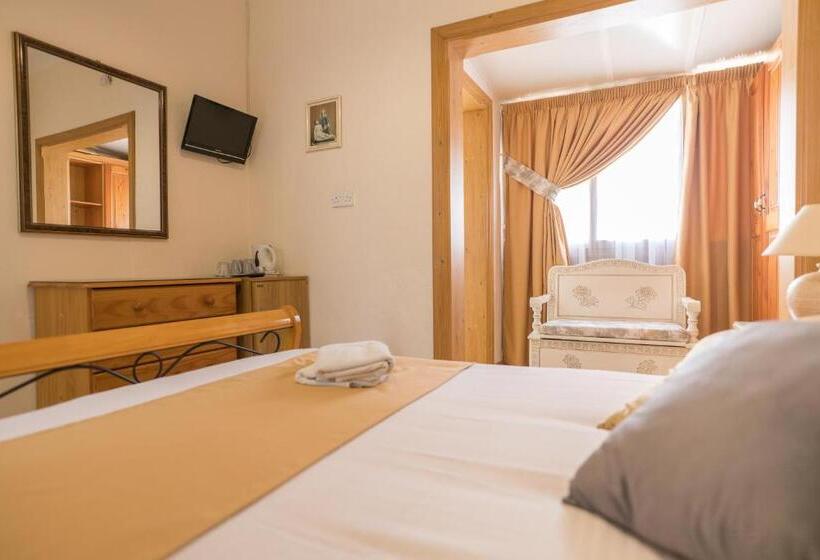 هتل Lantern Guest House