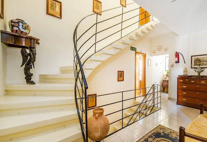 هتل Lantern Guest House