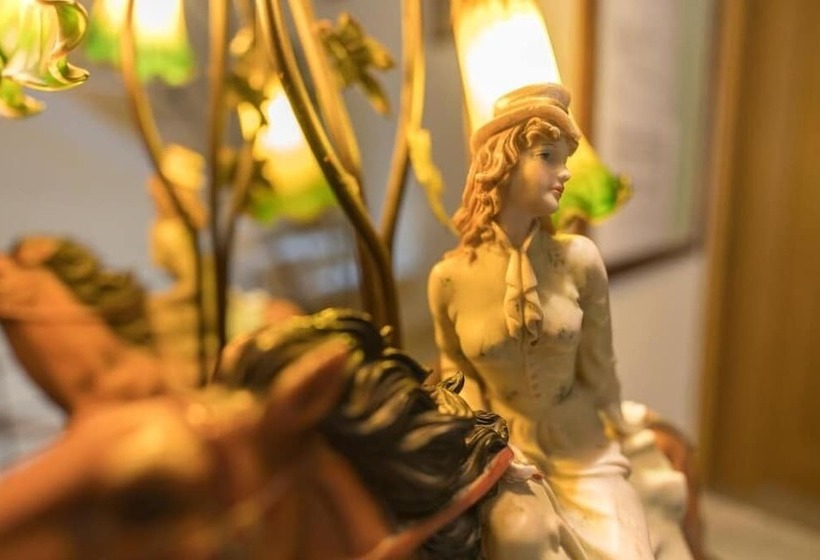 هتل Lantern Guest House